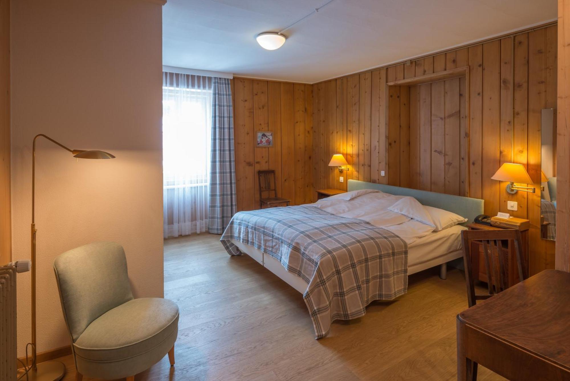 Post Hotel